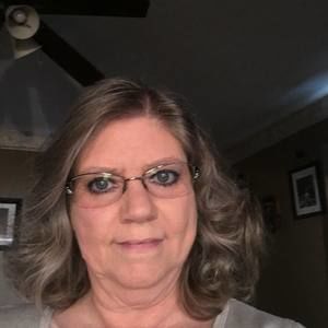 Meet your Posher, Laurie